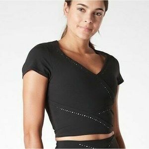 Athleta It’s a Wrap Black Crop Shirt